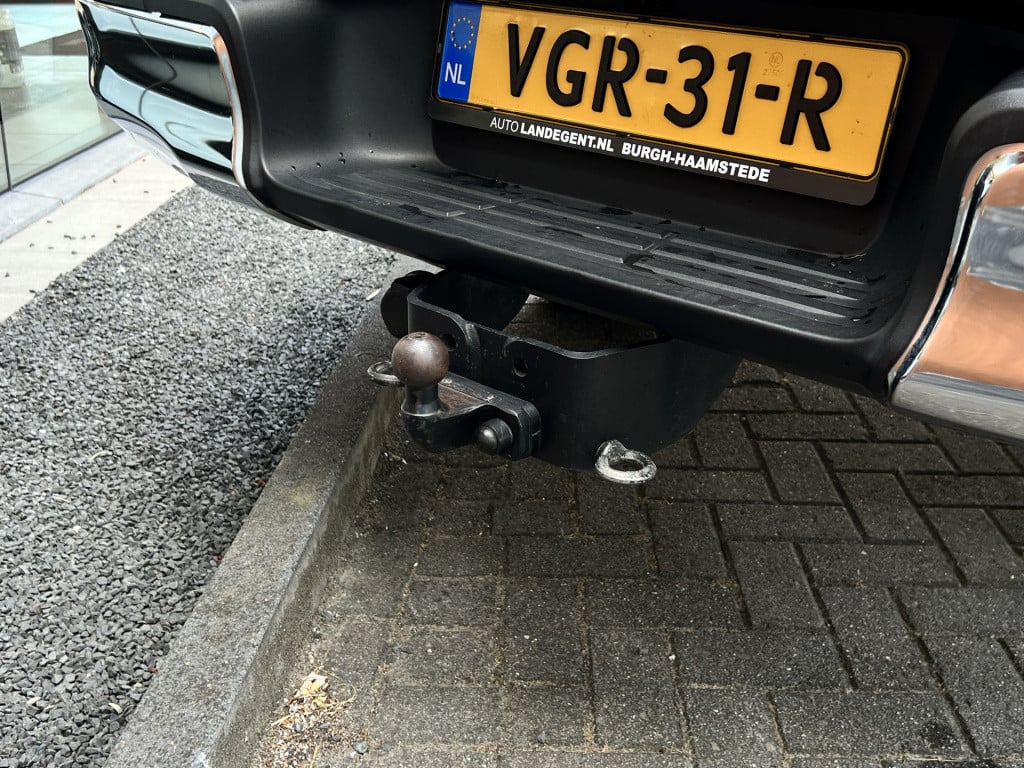 Toyota Hilux 2.4 d-4d-f xtra cab professional | cruise control | dab | came