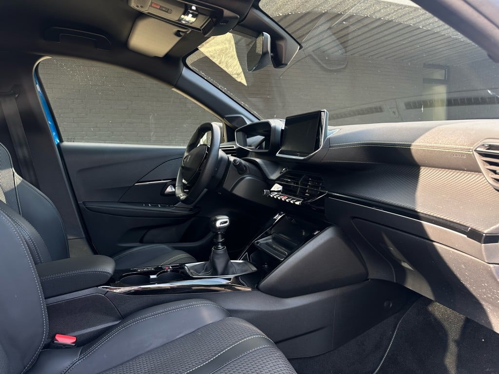 Peugeot 208 1.2 puretech gt-line