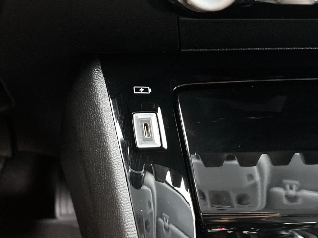 Peugeot 208 100 pk automaat allure | rijklaar | navi | camera | lm velgen |