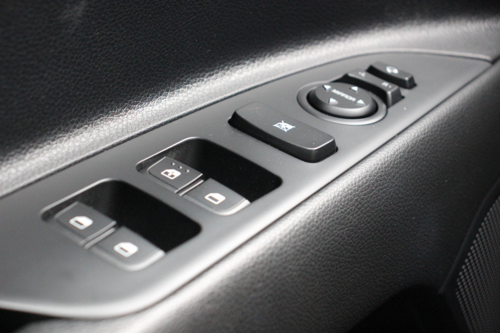 Kia Stonic 1.0 t-gdi platinum edition | schuifdak | leder | camera