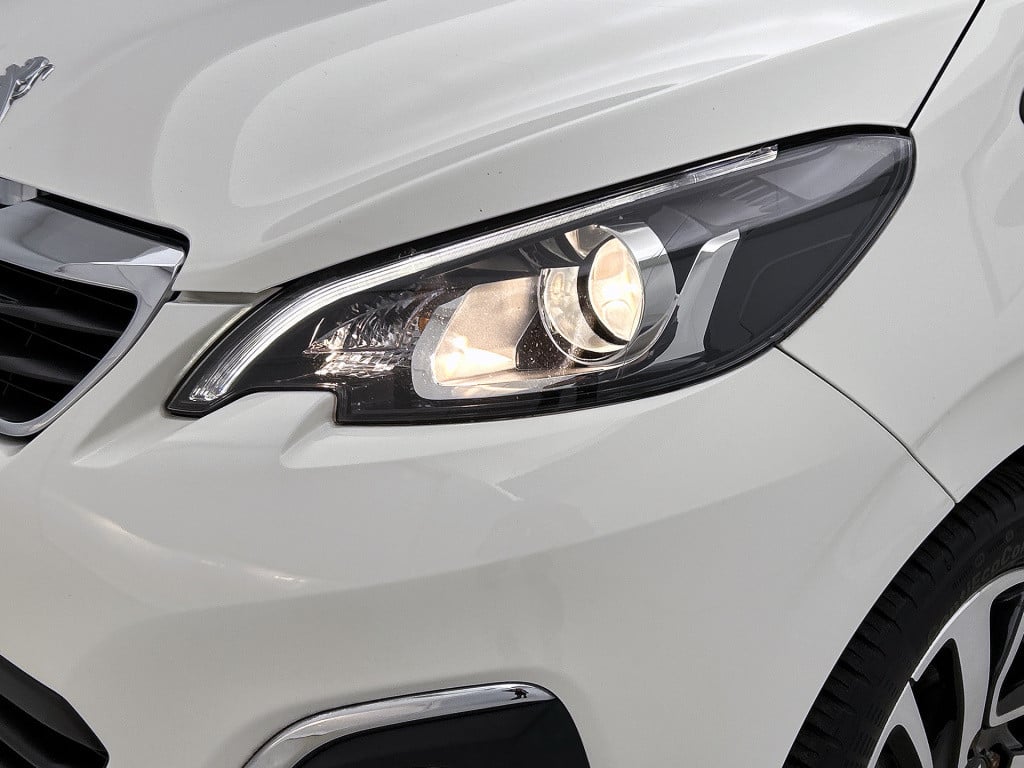 Peugeot 108 vti 72pk automaat allure | keyless entry | camera | appe carpla