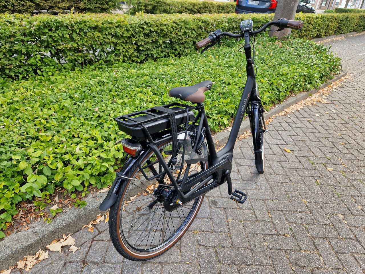 Schitterende Gazelle Orange C8 met Bosch middenmotor en 500WH accu