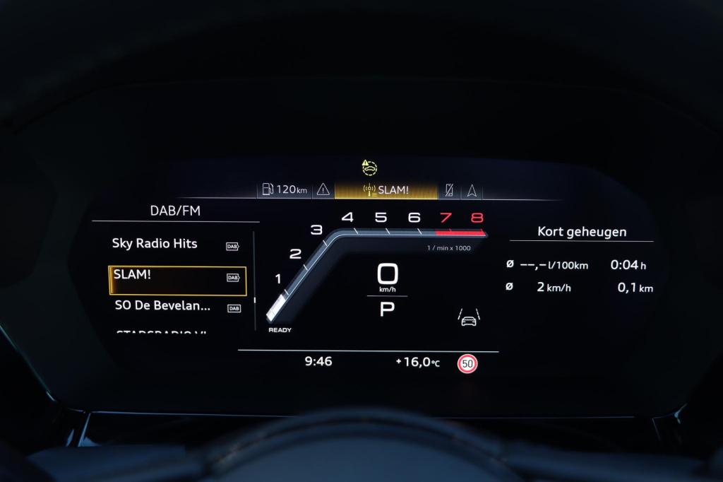 Audi A3 limousine 35 tfsi s-line edition 150pk s-tronic