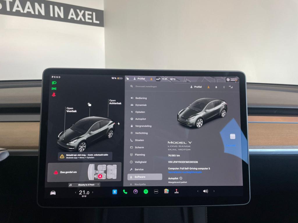 Tesla Model Y long range awd 75 kwh