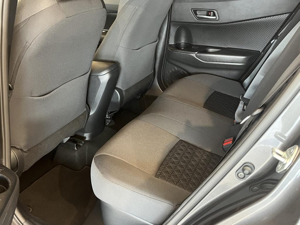 Toyota C-hr 2.0 hyb. first edition | trekhaak | lage km-stand |