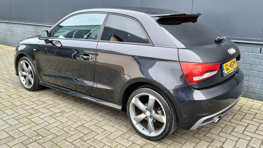 Audi A1 tfsi sport pro line s | navi | automaat | stoelverw | cruise |