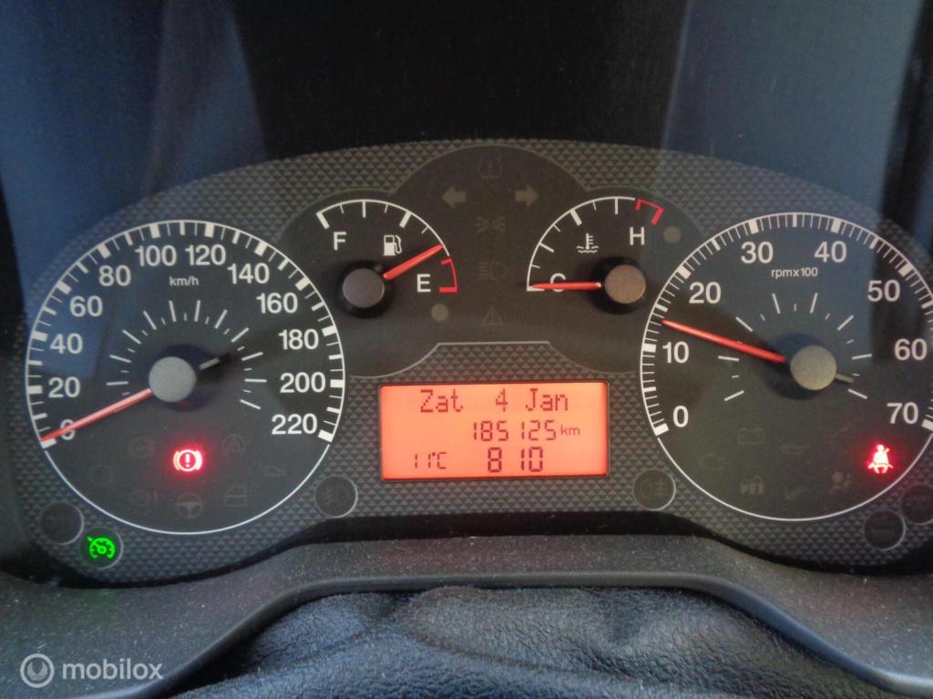 Fiat Grande Punto 1.4-16v emotion/airco/cruise/lm velgen/nieuwe apk 03-2027