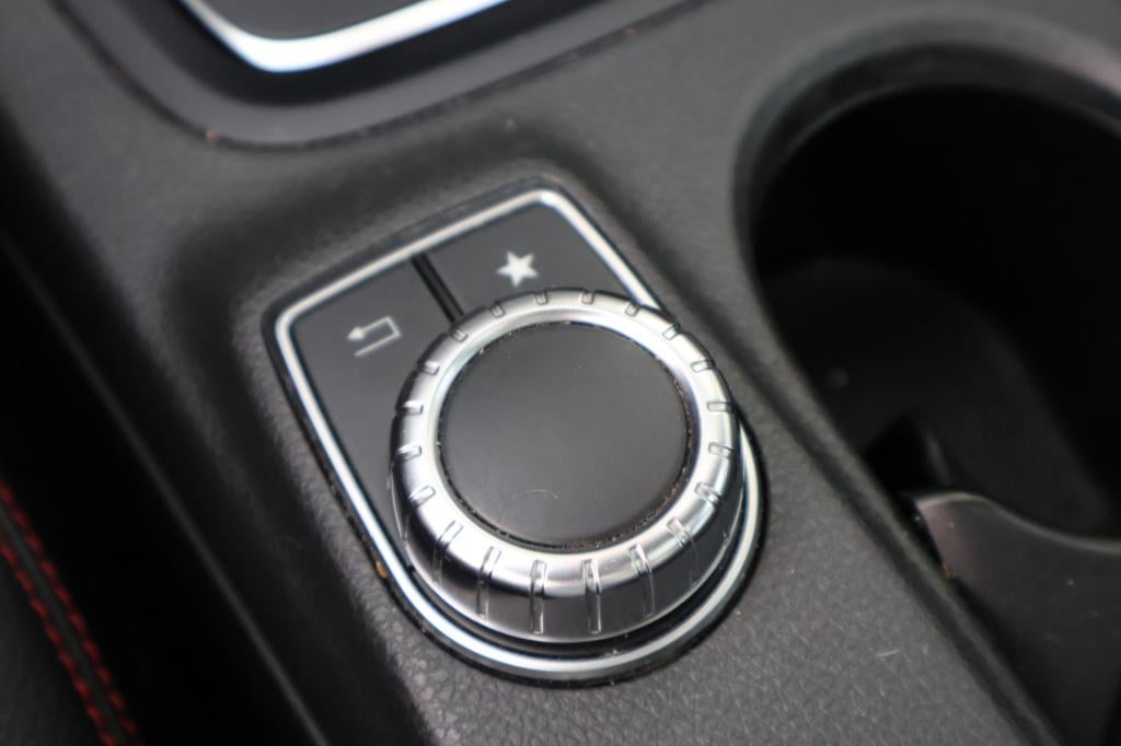 Mercedes-Benz B-Klasse 200 d amg line prestige l panoramadak l distronic l 