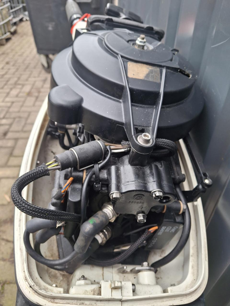 Johnson 15pk buitenboordmotor kortstaart ZEER GOEDE STAAT