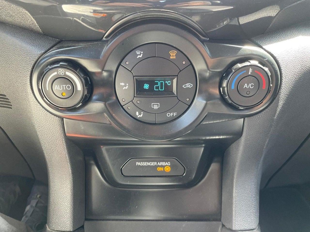 Nette Ford EcoSport 1.0 EcoBoost Titanium | Hoge zit | Airco