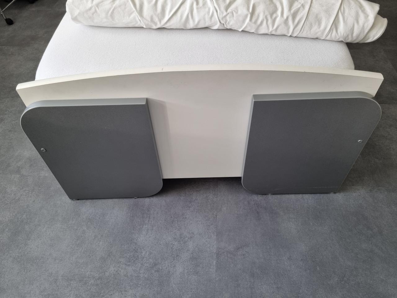 Stoer 1 persoons bed 90x100