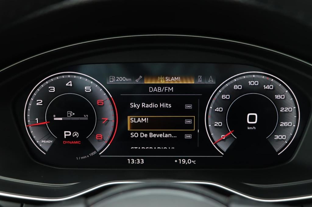 Audi A4 limousine 40 tfsi advanced edition 204pk s-tronic