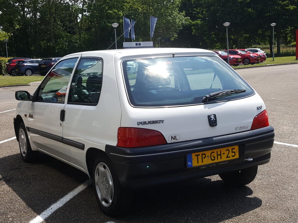 Peugeot 106 1.0 sketch