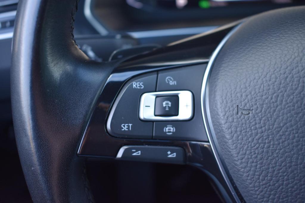 Volkswagen Tiguan 1.5 tsi act r-line | leder | pano | camera | nap | virtua