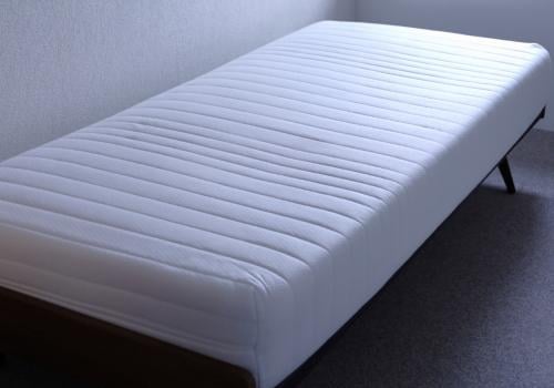 Bed eenpersoons met matras