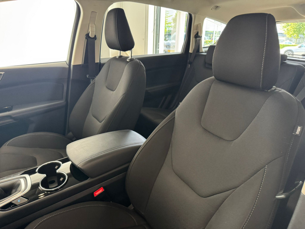 Ford S-Max 1.5 titanium