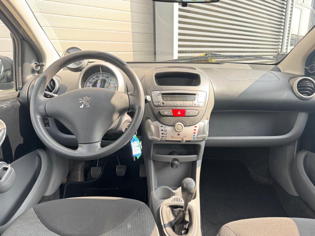 Peugeot 107 1.0-12v xs/nap/apk/airco