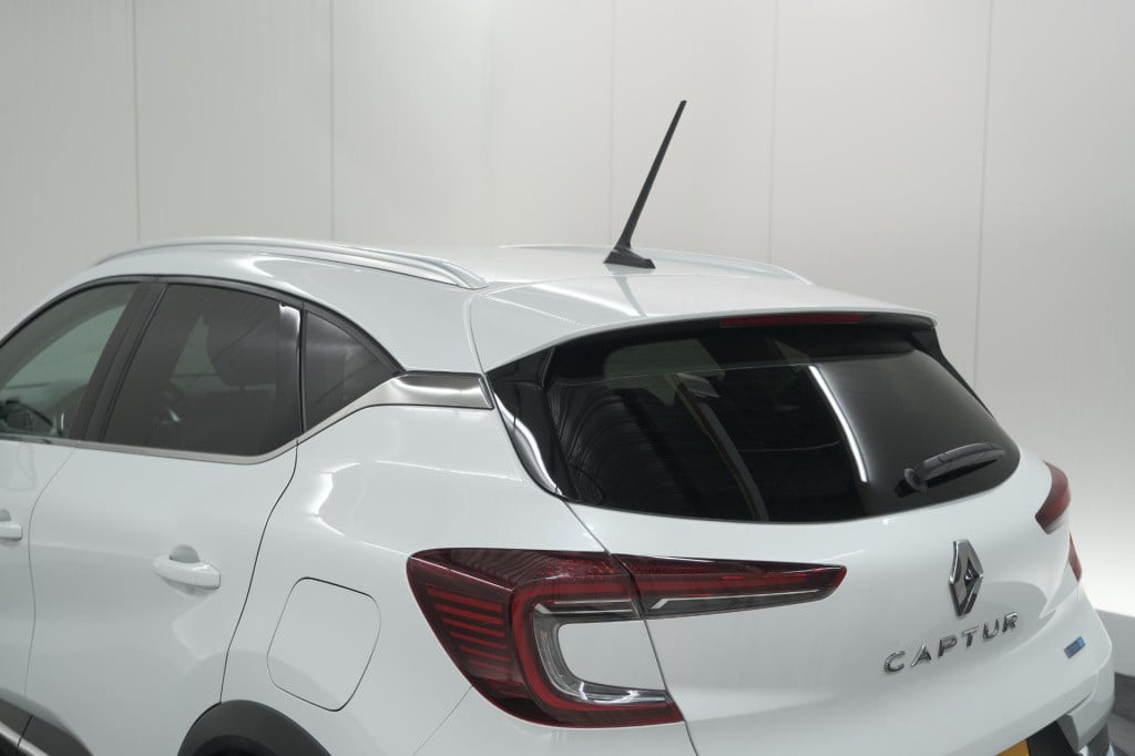 Renault Captur 1.6 e-tech plug-in hybrid 160 intens | trekhaak | camera | n