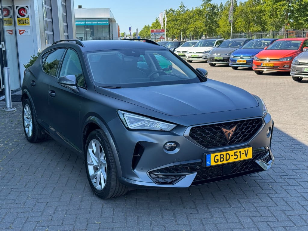 Cupra Formentor 1.4 e-hybrid business * matt grijs * navigatie * trekhaak