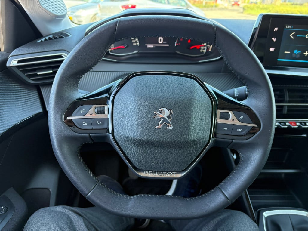 Peugeot 208 1.2 puretech active