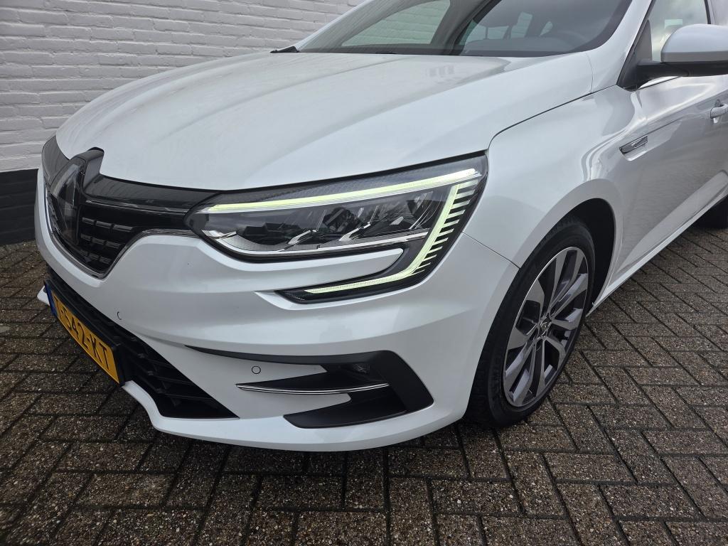 Renault Megane 1.3 tce 140 techno automaat | groot scherm | navigatie | tre