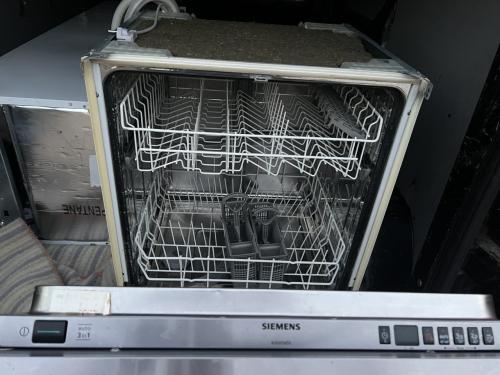 Siemens volledige geintegreerd inbouw vaatwasser 83x60 cm.