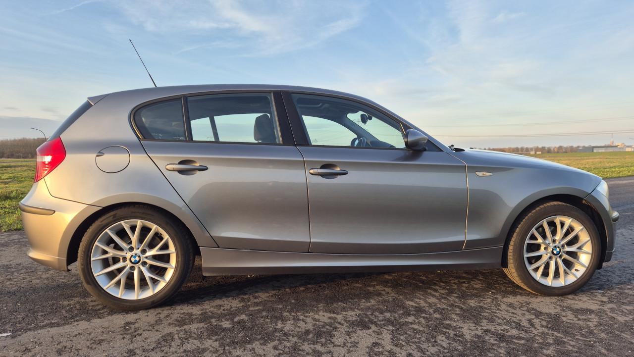BMW 1-Serie E87 2.0 118I 5DR 2008 Grijs [APK + GROTE BEURT]