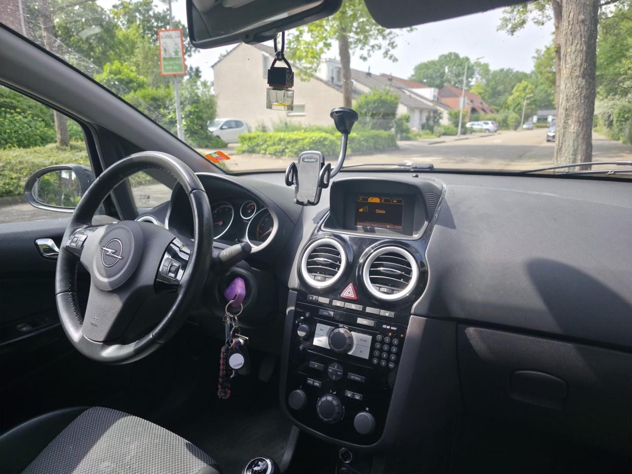 Opel corsa benzine