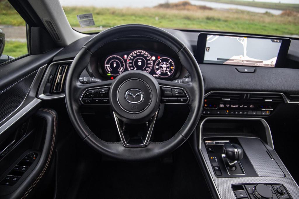 Mazda Cx-60 2.5 e-skyactiv phev homura stoelverwarming / carplay / dealer a