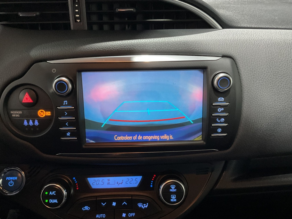 Toyota Yaris 1.5 hyb. aspiration | navi | keyless | camera |