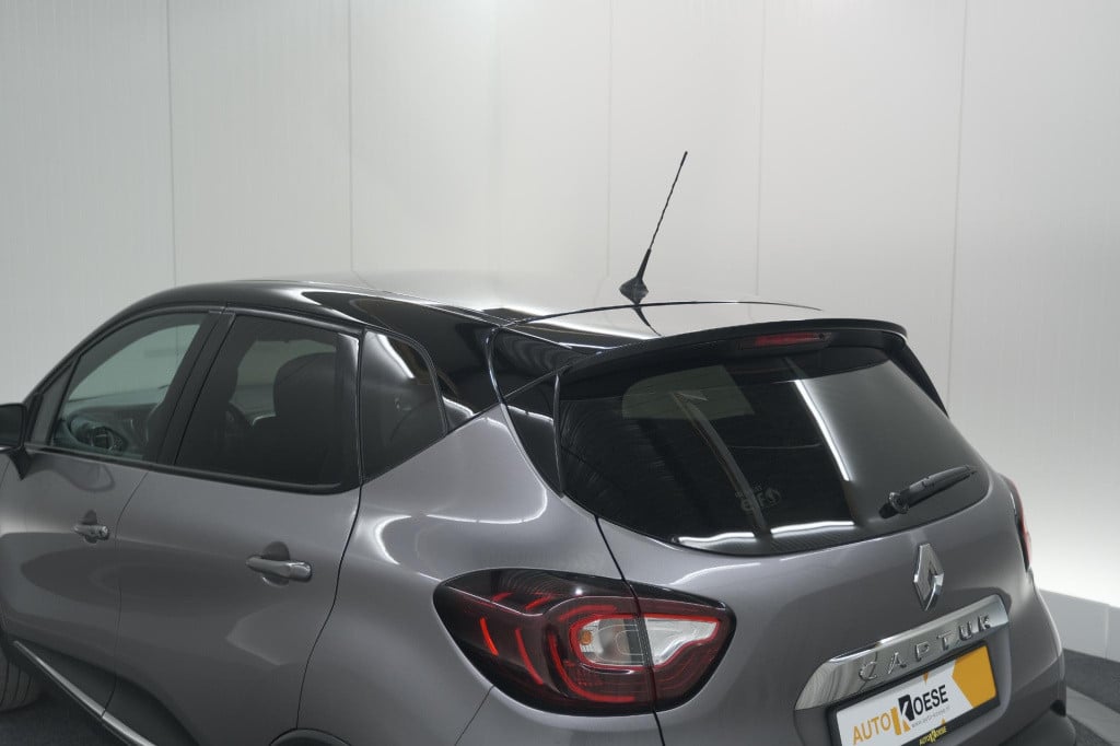 Renault Captur tce 90 intens | trekhaak | camera | navigatie | parkeersenso