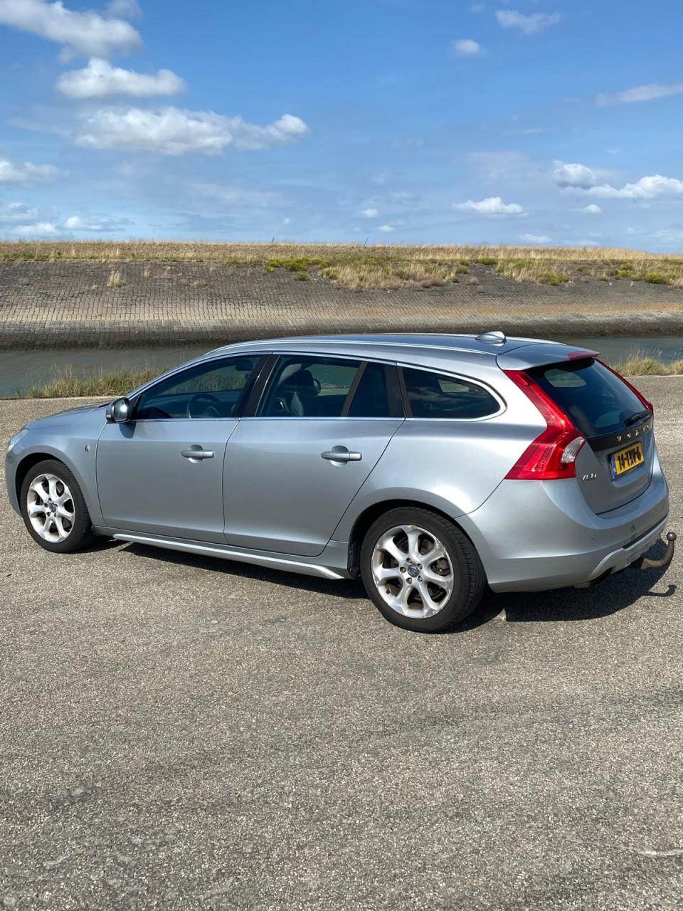 Volvo V60 1.6 T3 OCEAN RACE, VOL LEDER, NAVIGATIE en TREKHAAK