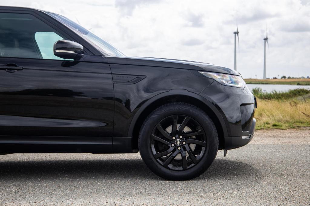 Land Rover Discovery 3.0 td6 hse grijs kenteken / leer / navi / luchtvering