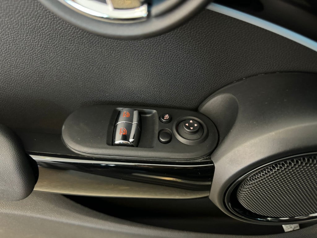 Mini Electric mini essential 33 kwh
