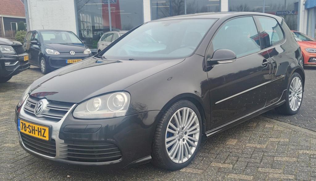 Volkswagen Golf 3.2 v6 184kw r32 3d 4m aut