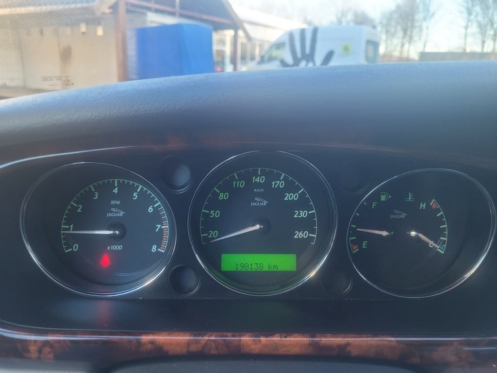 Jaguar Xj 3.0 v6 sport