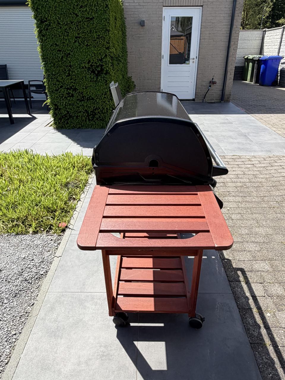 BEEFEATER Gasbarbeque