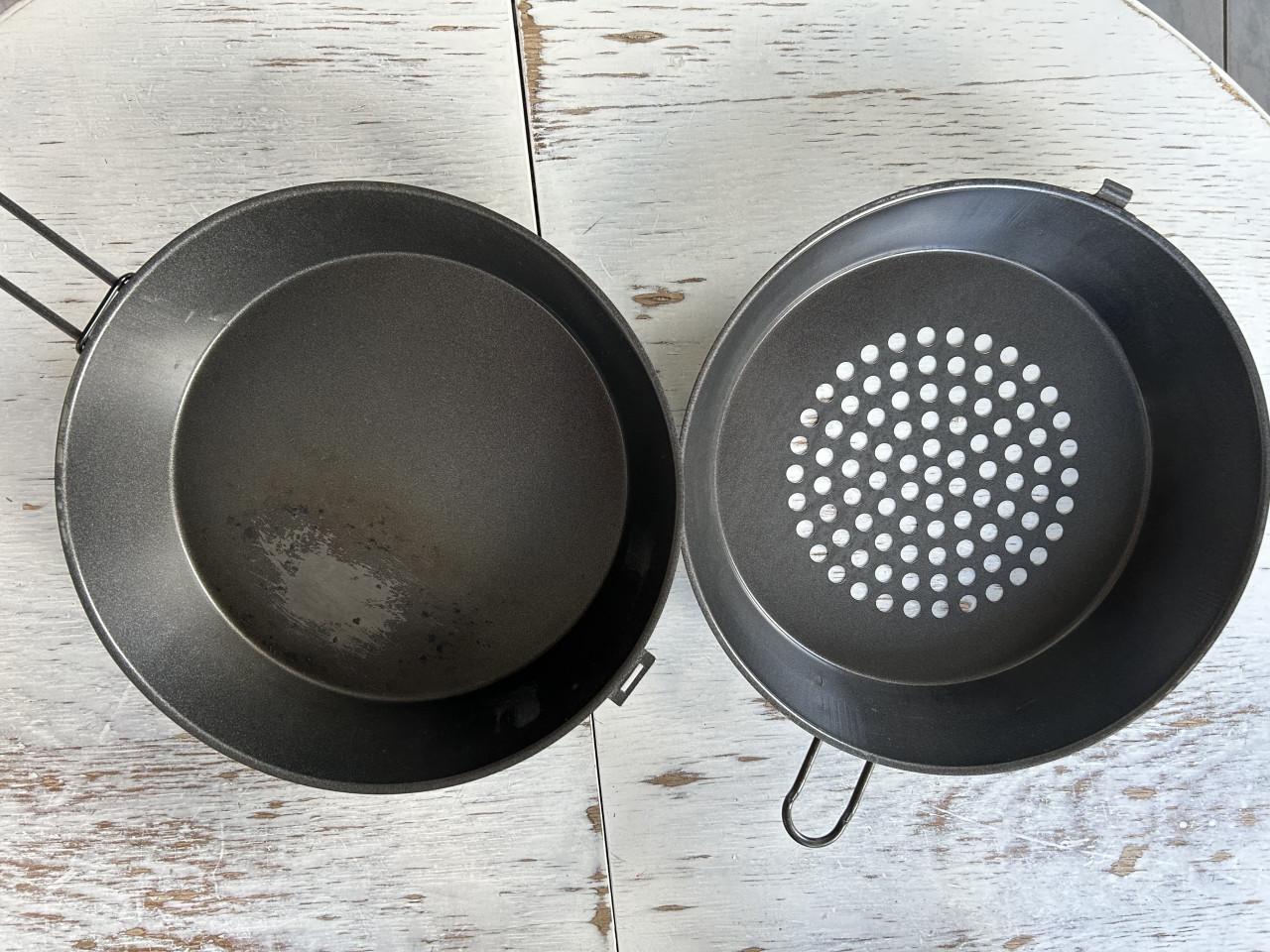 Popcorn pan.