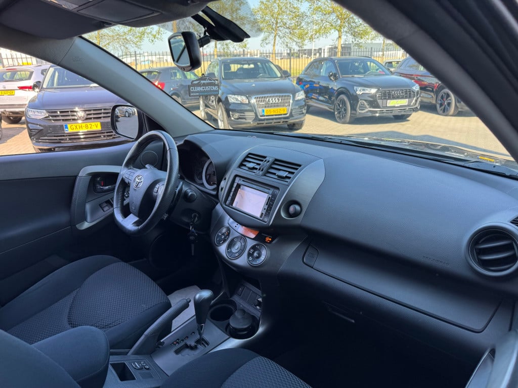 Toyota Rav4 2.0 vvti dynamic * navi * pdc * automaat