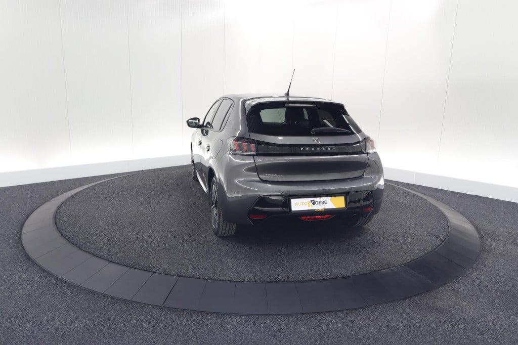 Peugeot 208 puretech 100 allure pack | camera | apple carplay | stoelverwar