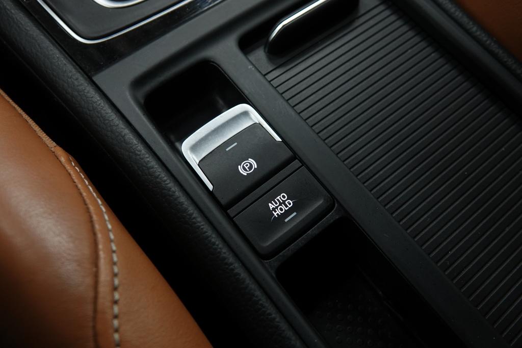 Volkswagen Golf 1.4 tsi | acc | camera | pdc | 19' |