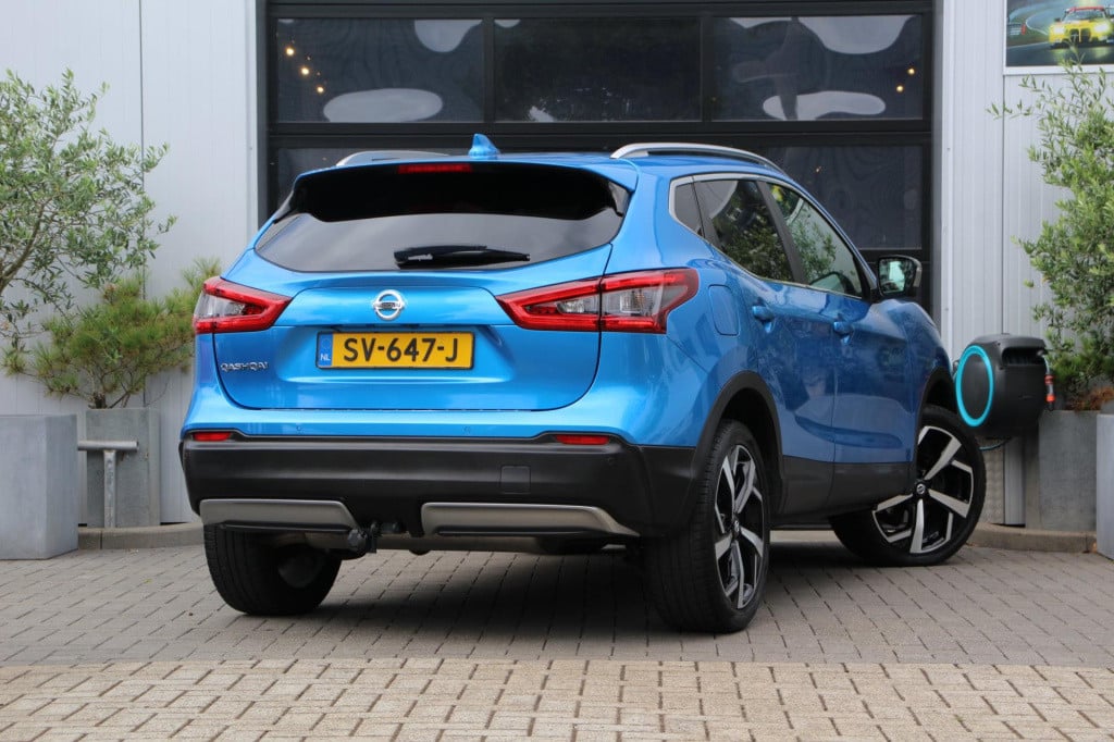 Nissan Qashqai 1.6 tekna + - pano - leder - bose - trekhaak - dab - led - s