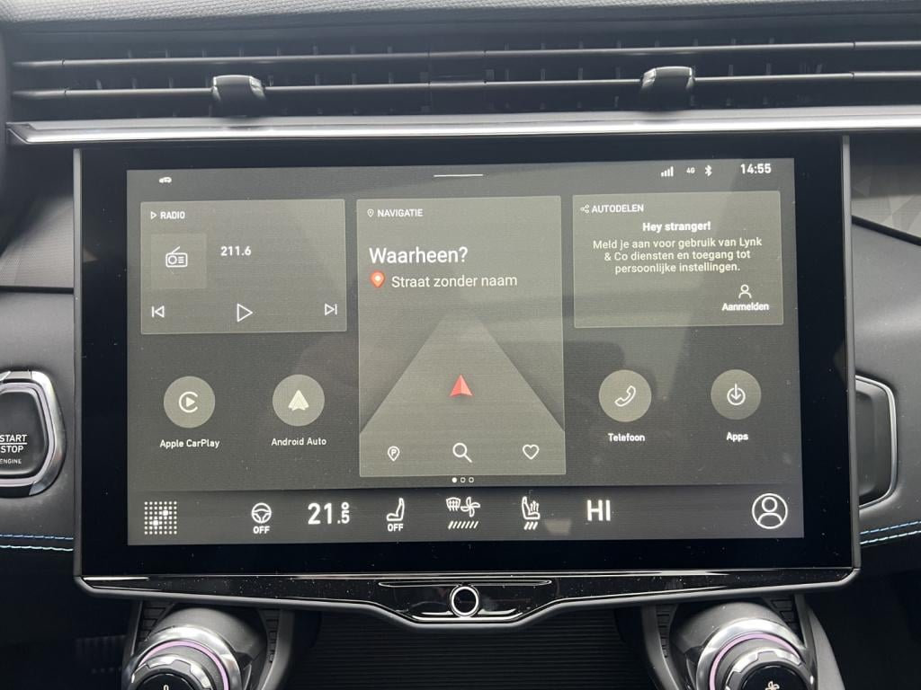 Lynk & Co 01 1.5 261pk plug in hybrid ,black edition , zwarte velgen , pano