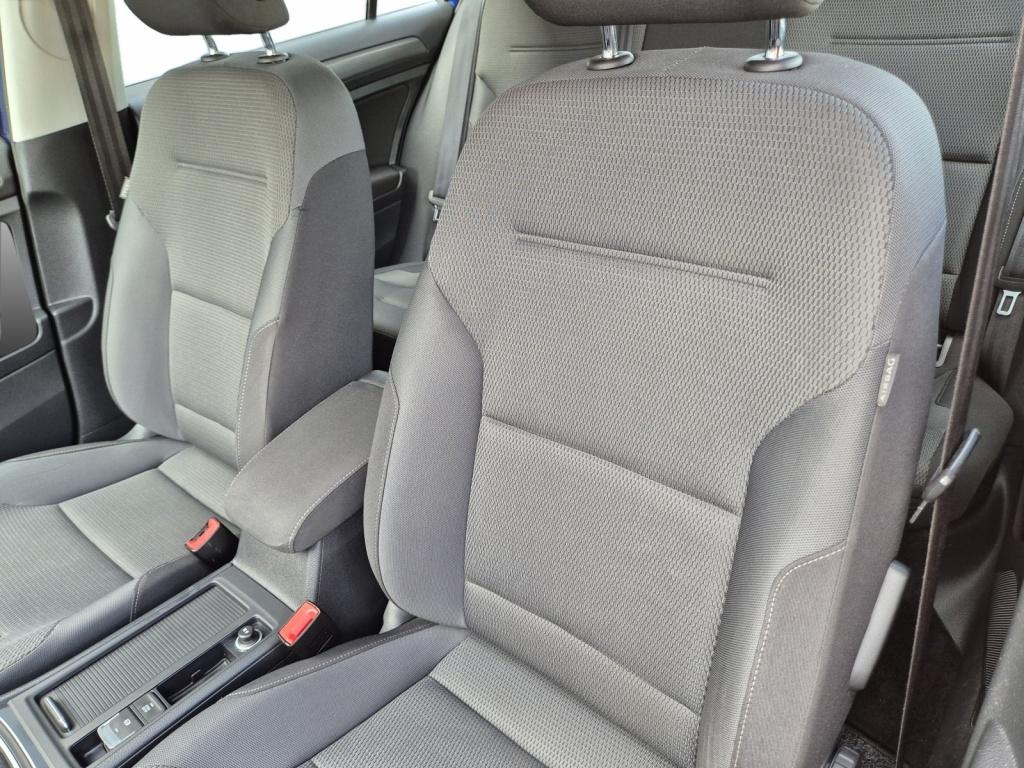 Volkswagen Golf 1.5 tsi 131pk | comfortline business | zeer nette staat