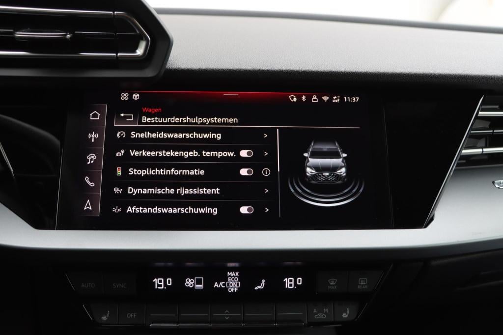 Audi A3 sportback 40 tfsi e s edition 204pk s-tronic