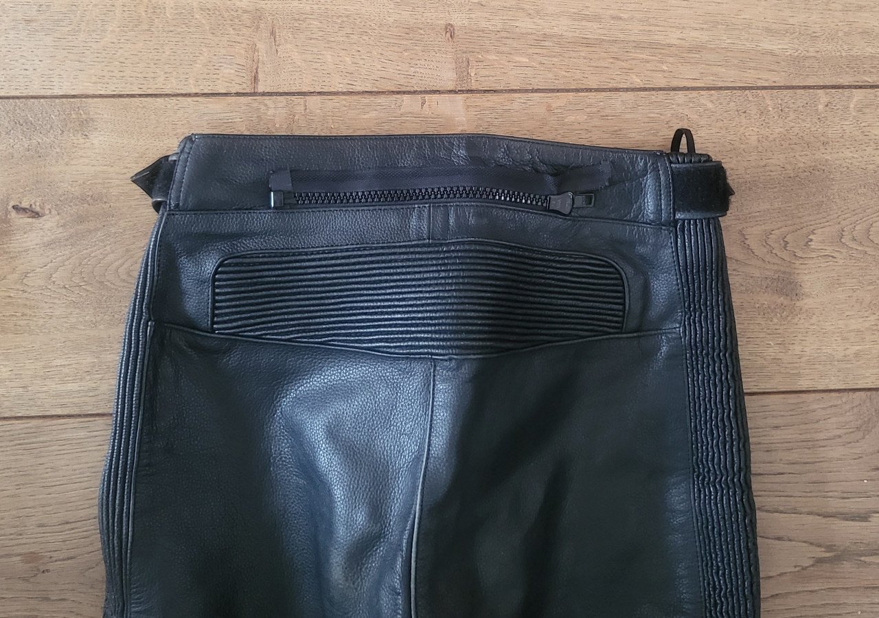 Motorjas, broek en schoenen