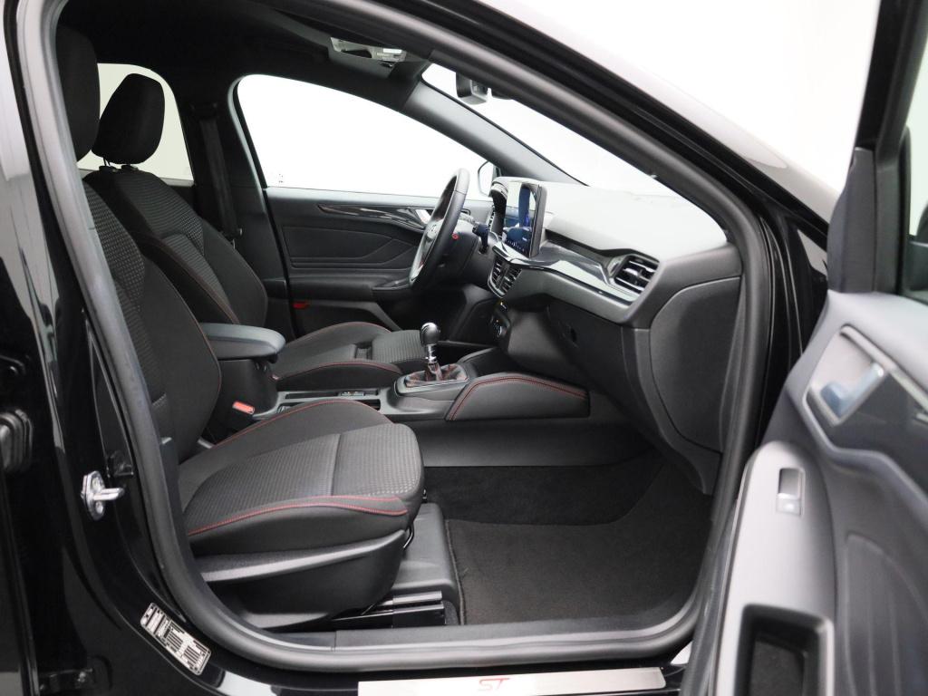 Ford Focus wagon 1.0 ecoboost st line x business | climate control | adapti