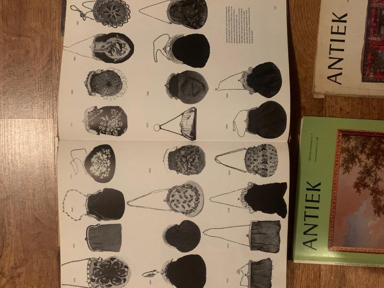 Te koop; boeken over antiek vintage verzamelen