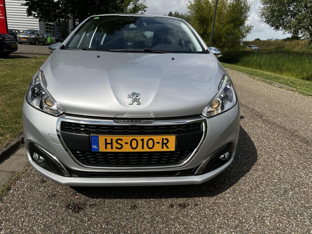 Peugeot 208 1.2 puretech allure