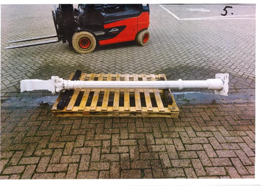 Antieke Gietijzeren Steunpilaar / Baluster